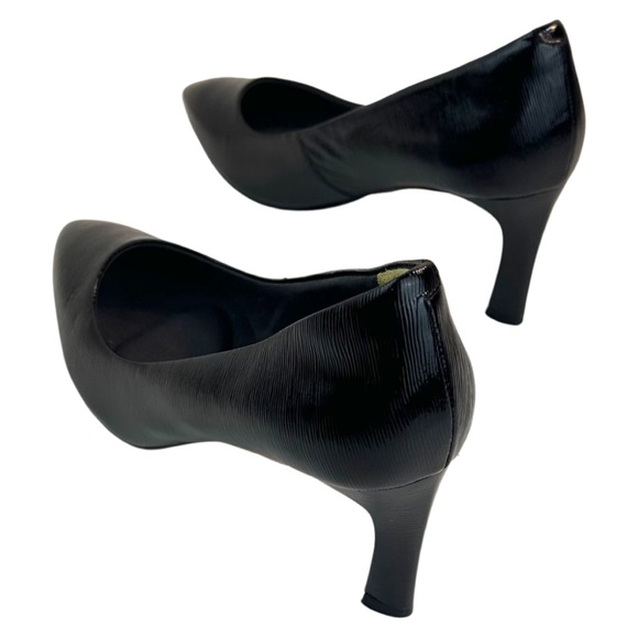 ROCK PORT WOMEN'S TOTAL MOTION SHEEHAN HEEL SHOES SIZE: 6.5 IN BLACK PATENT. - Picture 6 of 14